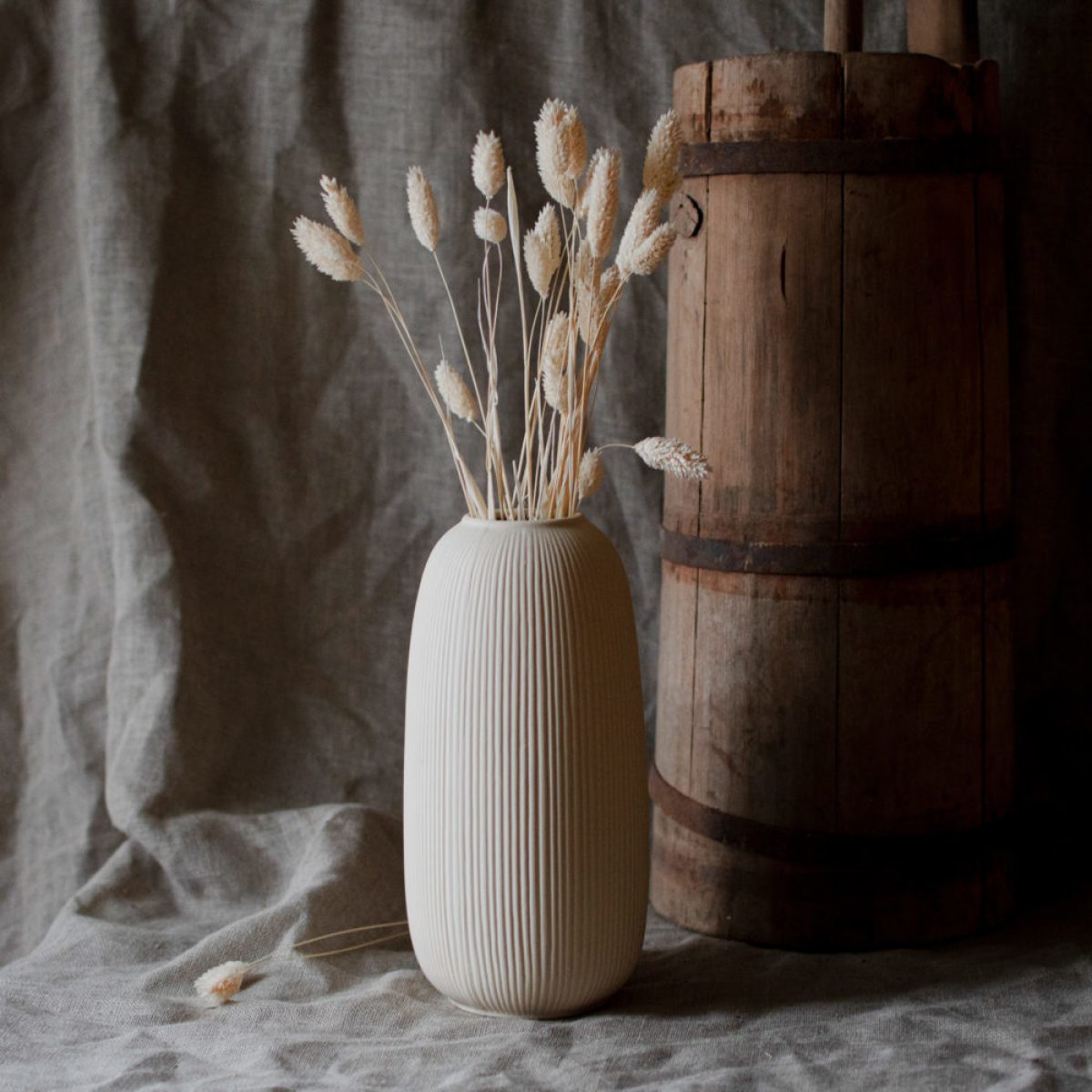 vase mit blumen - skandinavisches design - my home and more